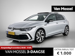 Volkswagen Golf - 1.5 eTSI R-Line Business 150 PK | R-Line | Automaat | Panoramadak | Stoelverwarming | App