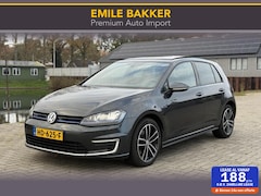 Volkswagen Golf - 1.4 TSI GTE PANO