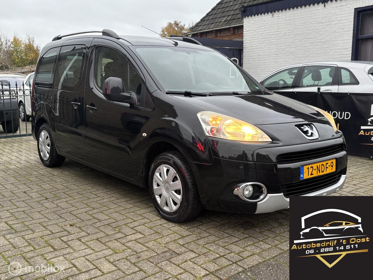 Peugeot Partner Tepee - 1.6 VTi XT Executive benzine | apk - AutoWereld.nl