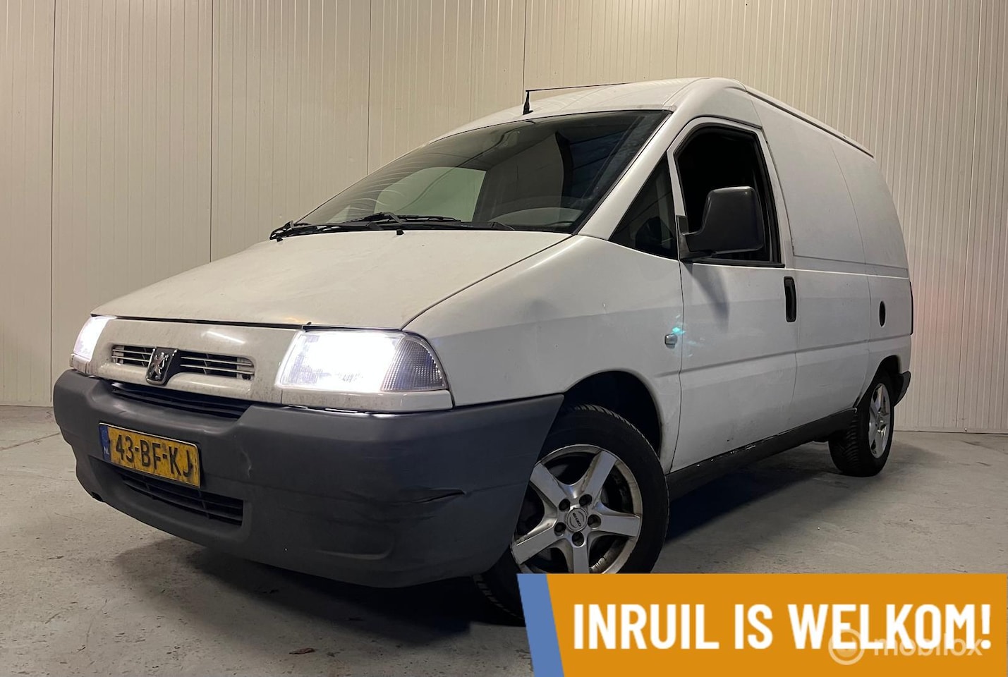 Peugeot Expert - Bestel 220C 2.0 HDI Comfort // APK // HANDEL // - AutoWereld.nl