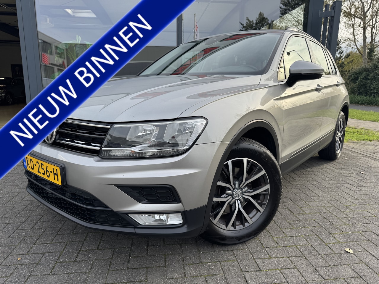 Volkswagen Tiguan - 1.4 TSI Trendline 1.4 TSI Trendline - AutoWereld.nl