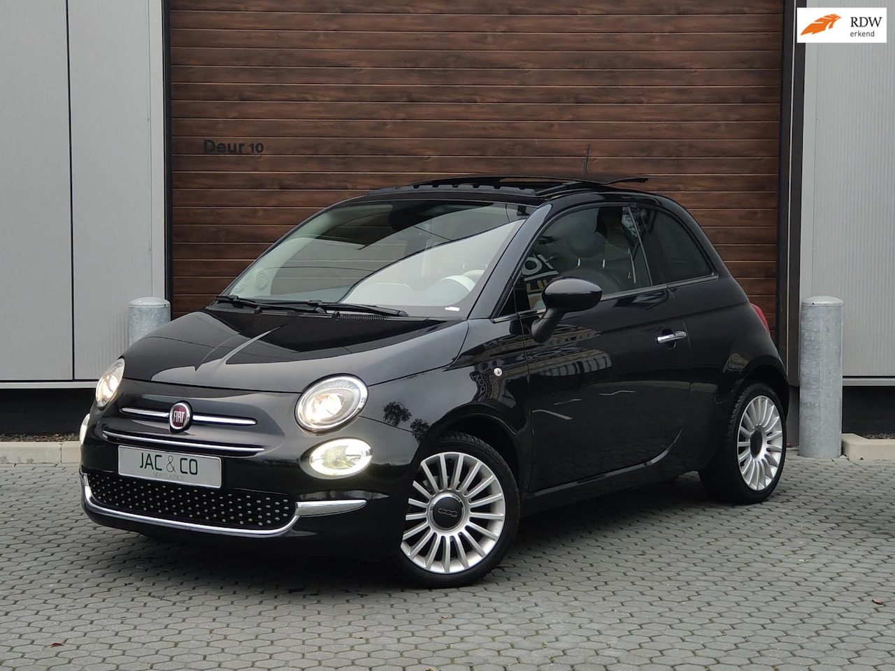 Fiat 500 - 1.2 Lounge Zwart leer - Navi Spotify - Schuif/kanteldak - AutoWereld.nl