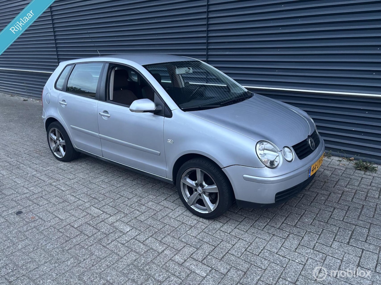 Volkswagen Polo - 1.4-16V Cruise Airco NWE APK Parkeer sensor 100.000NAP LM velgen nette Auto - AutoWereld.nl