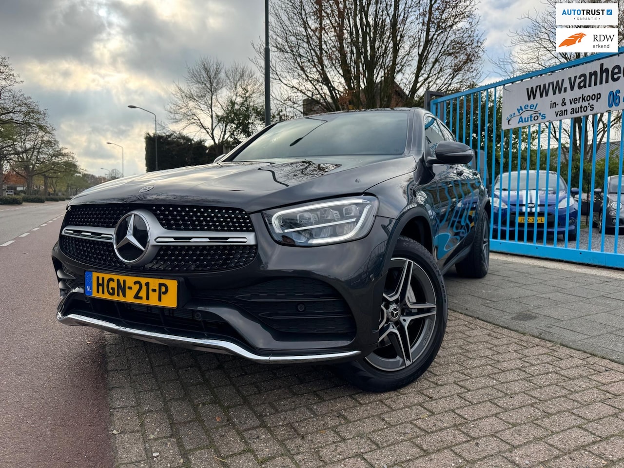 Mercedes-Benz GLC-klasse Coupé - 300e 4MATIC AMG Clima Trekhaak 19” Pdc - AutoWereld.nl