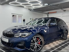 BMW 3-serie Touring - 330i xDrive M-SPORT * LASER, NAVI+, PANORAMA, TREKH, ADAPT. CRUISE, 19-inch LMV * 1e EIG