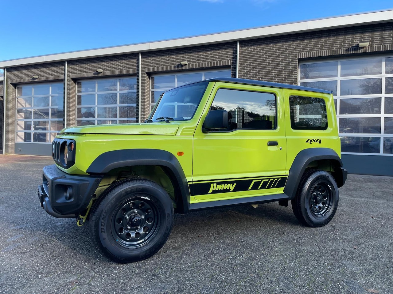 Suzuki Jimny - 1.5L VVT 102pk AllGrip Pro 4X4 - AutoWereld.nl