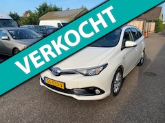 Toyota Auris Touring Sports - 1.8 Hybrid Lease