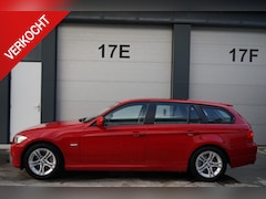 BMW 3-serie Touring - 320i High Executive