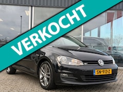 Volkswagen Golf - 1.2 TSI Highline R-LINE/NAVI