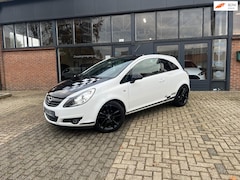Opel Corsa - 1.4-16V '111' Edition, Color race, Airco