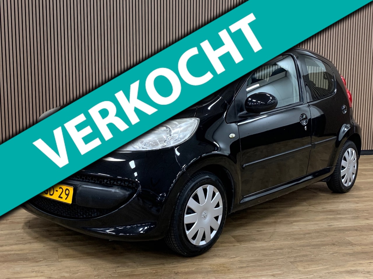 Peugeot 107 - 1.0-12V XR|5 Deurs| - AutoWereld.nl