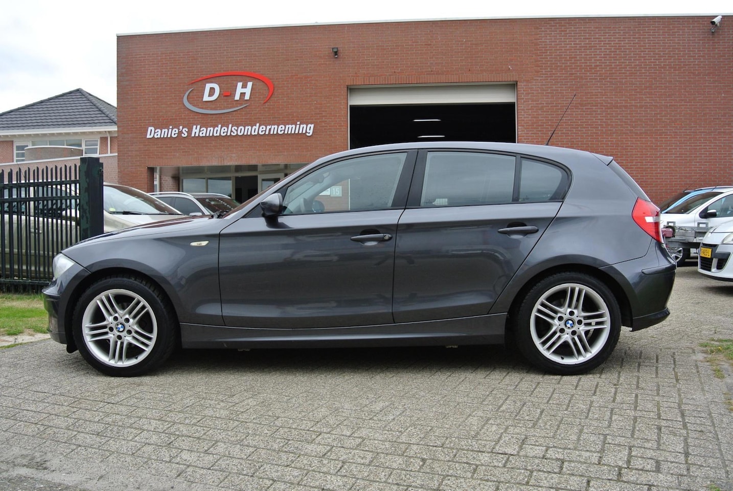 BMW 1-serie - 116i Business Line airco apk 22-08-2026 inruil mogelijk nap - AutoWereld.nl