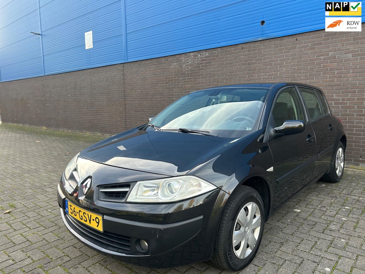 Renault Mégane - 1.6-16V Business Line | Trekhaak | Climate | Cruise | Elektrische Ramen en spiegels | Cent - AutoWereld.nl