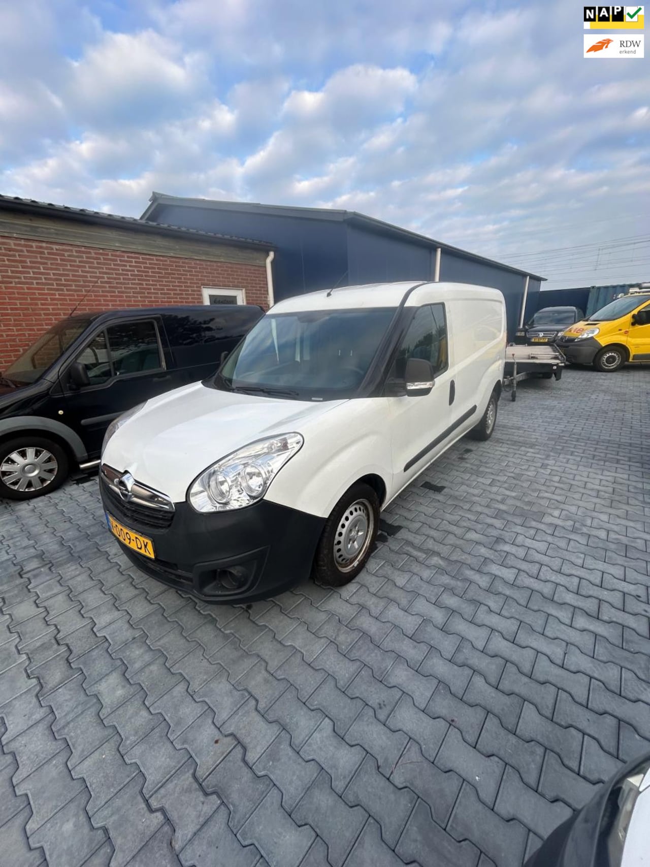Opel Combo - 1.6 CDTi L2H1 Edition 1.6 CDTi L2H1 Edition - AutoWereld.nl