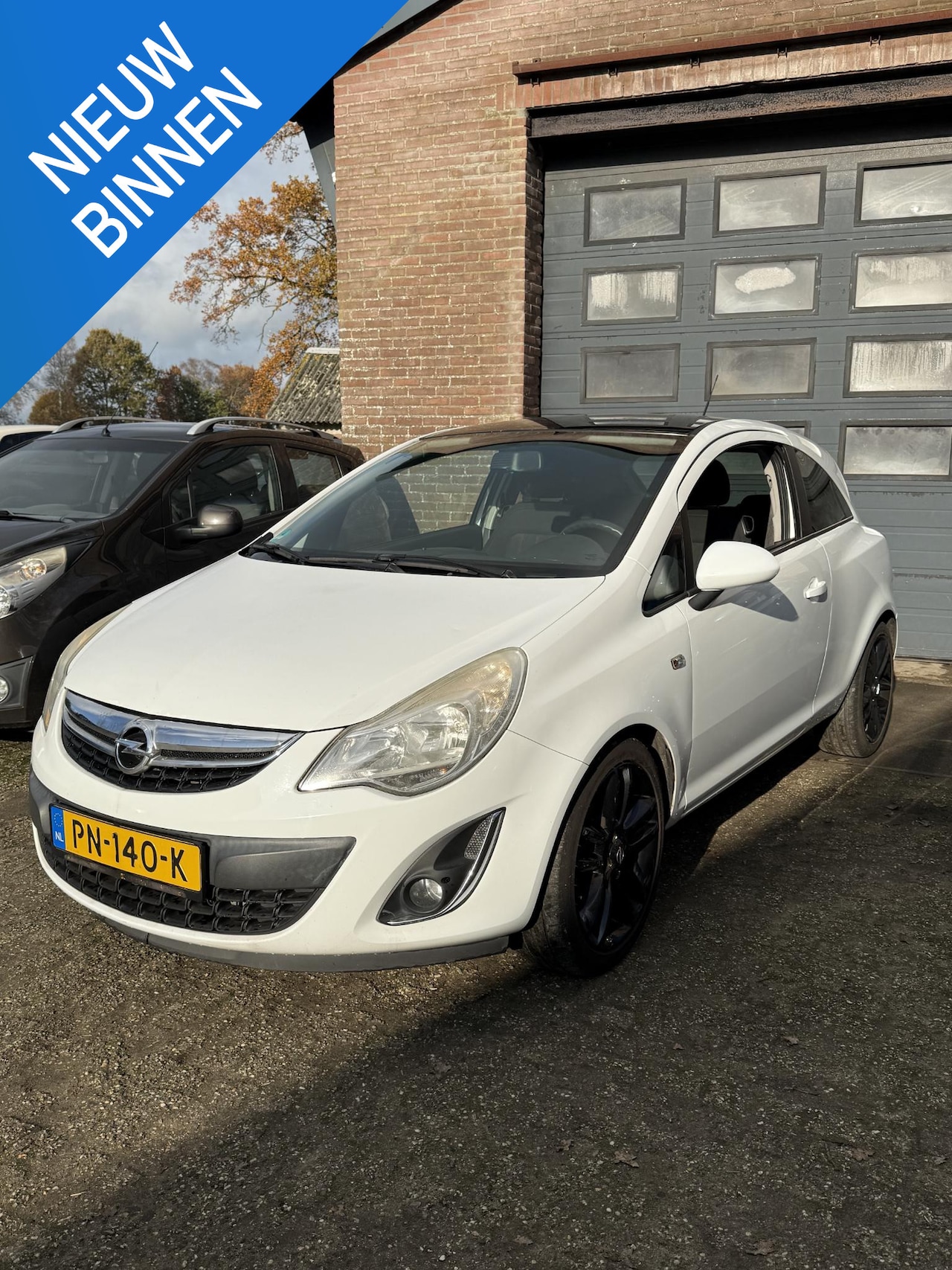 Opel Corsa - 1.4-16V Edition Airco/Aluminium Velgen/ - AutoWereld.nl