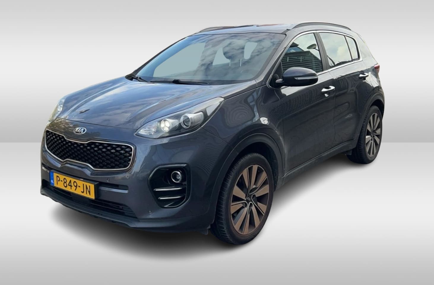 Kia Sportage - 1.6 GDI DynamicLine / Camera / Leder / Navigatie / 17'' / Stoelverwarming / DAB / Cruise C - AutoWereld.nl