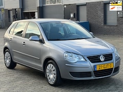 Volkswagen Polo - 1.4-16V Comfortline AIRCO CRUISE 5Deurs TREKHAAK APK