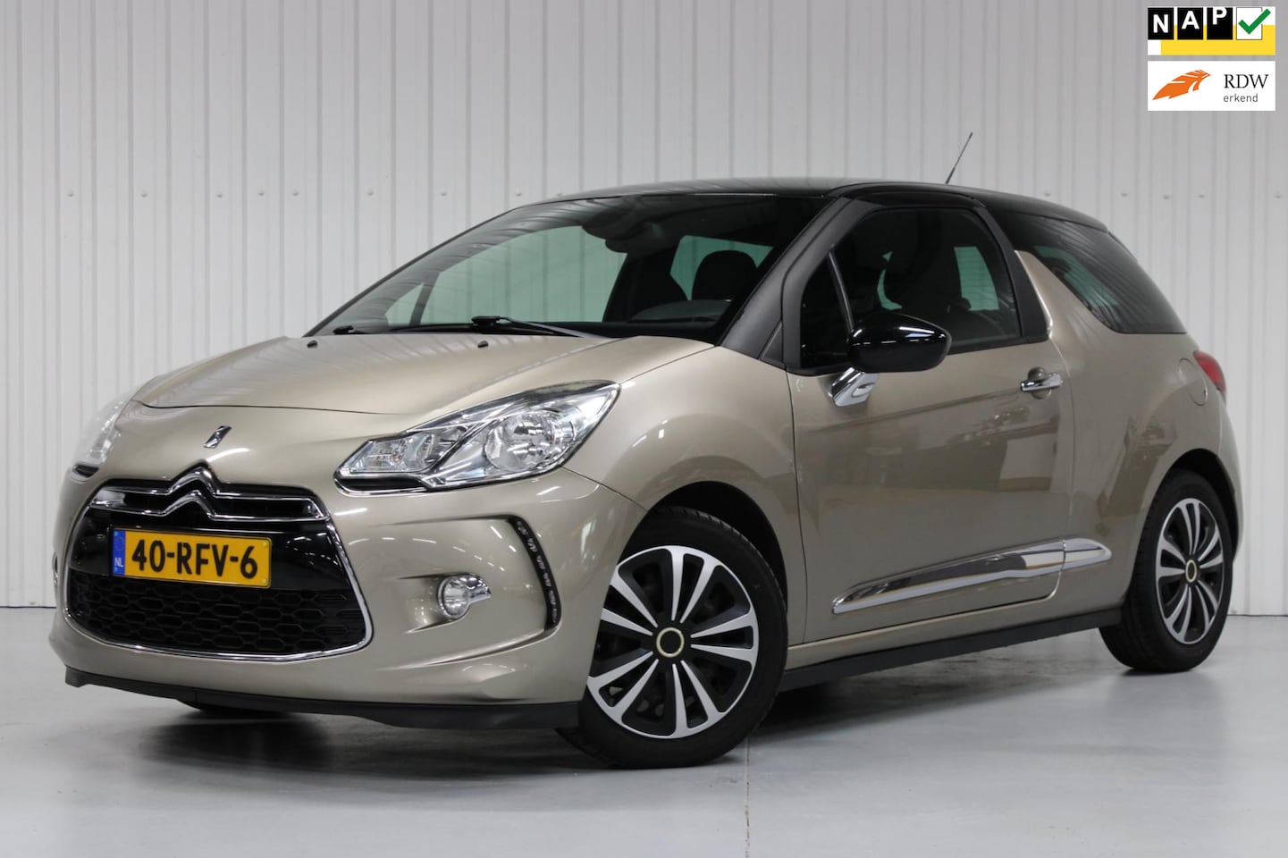 Citroën DS3 - 1.6 e-HDi So Chic 1.6 e-HDi So Chic - AutoWereld.nl