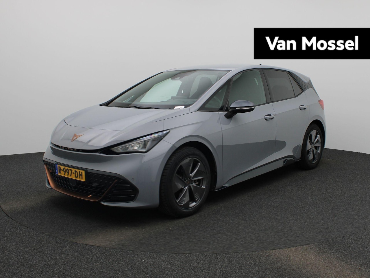 CUPRA Born - Business 62 kWh | Navigatie | Apple Carplay / Android Auto | Achteruitrijcamera | Virtual - AutoWereld.nl