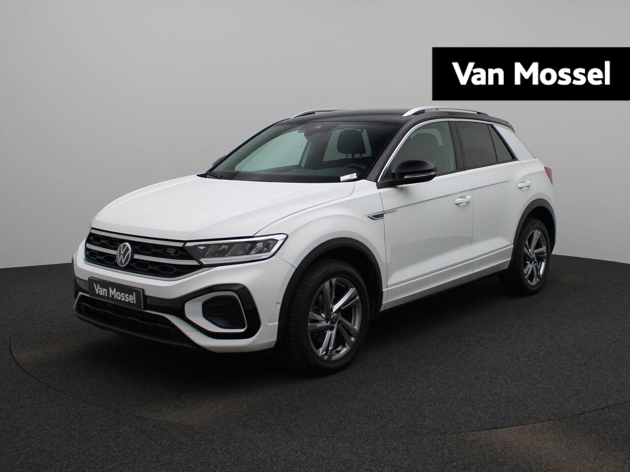 Volkswagen T-Roc - 1.5 TSI R-Line Business+ | 150PK | AUTOMAAT | NAVIGATIE | CAMERA | STOELVERWARMING | CLIMA - AutoWereld.nl