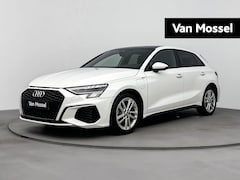 Audi A3 Sportback - 40 TFSI e S edition Competition | Panoramadak | 2 X S-LINE | Camera |