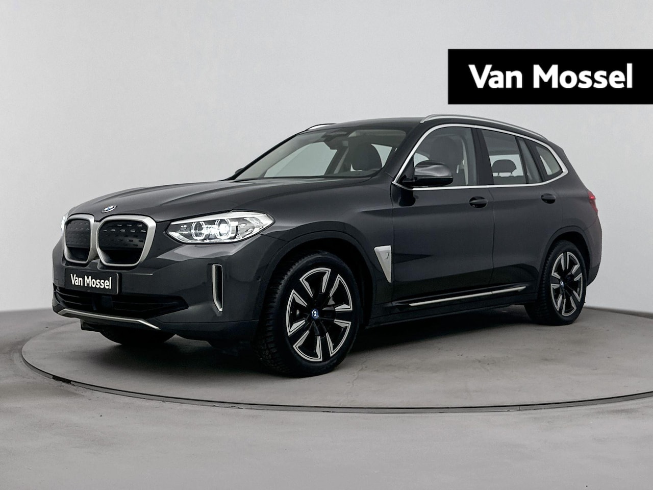 BMW iX3 - Executive 80 kWh | PANORAMADAK | NAVIGATIE | LEDER | LED | CAMERA - AutoWereld.nl
