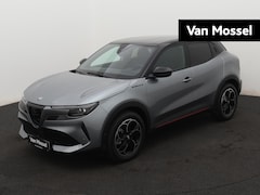 Alfa Romeo Junior - Elettrica Speciale 54 kWh | Navigatie | Parkeersensoren | Camera | Stoelverwarming | Warmt