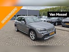 BMW X1 - xDrive28i Executive | Navigatie | Trekhaak | Lederen bekleding
