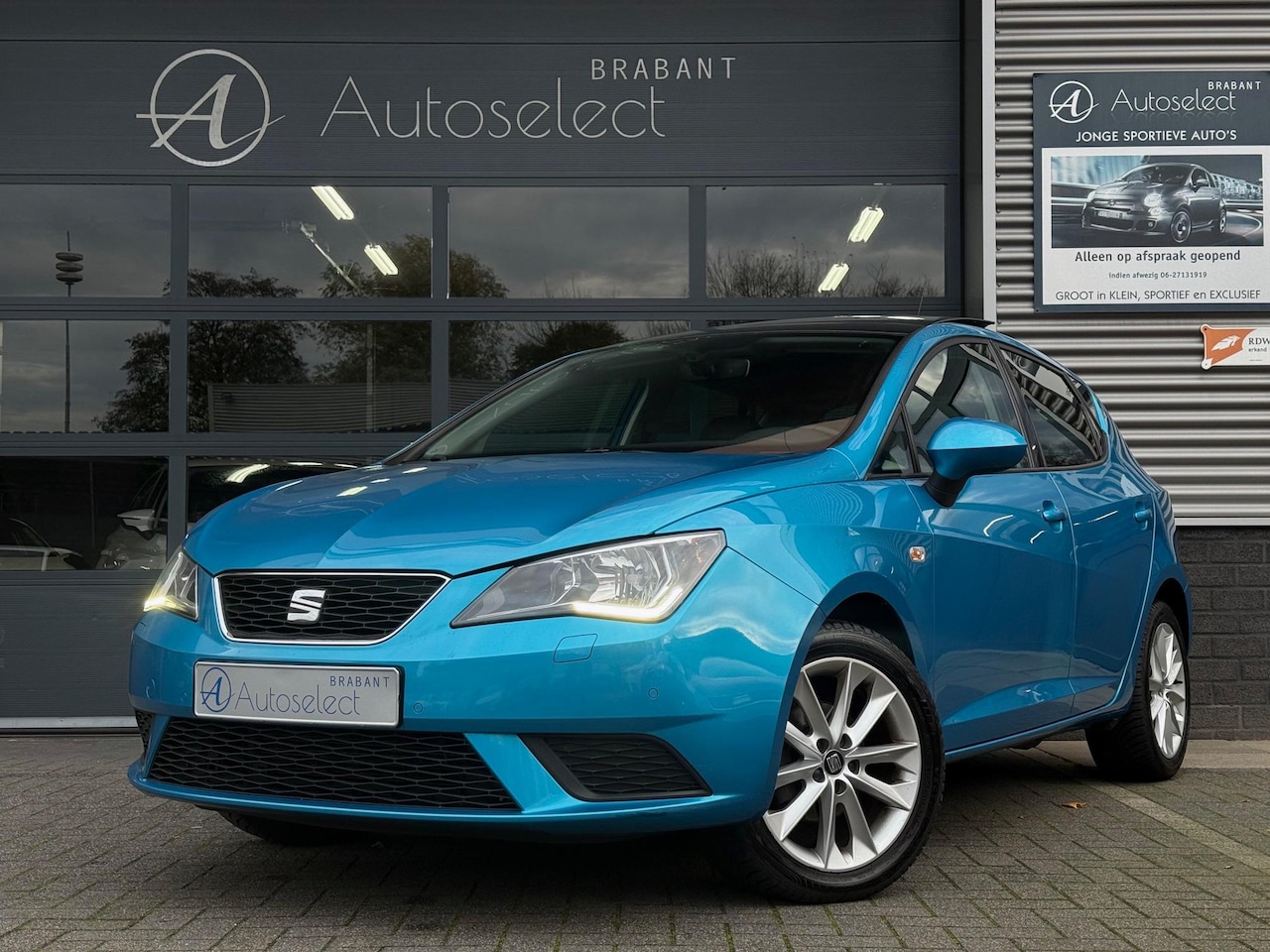 SEAT Ibiza - 1.0 TSI Style Pano Alcantara CarPlay - AutoWereld.nl