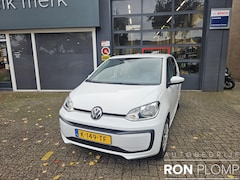 Volkswagen Up! - 1.0 / Airco clima/ Bluetooth/ Cruise/ PDC/ Camera/ LED/ Navigatie via App