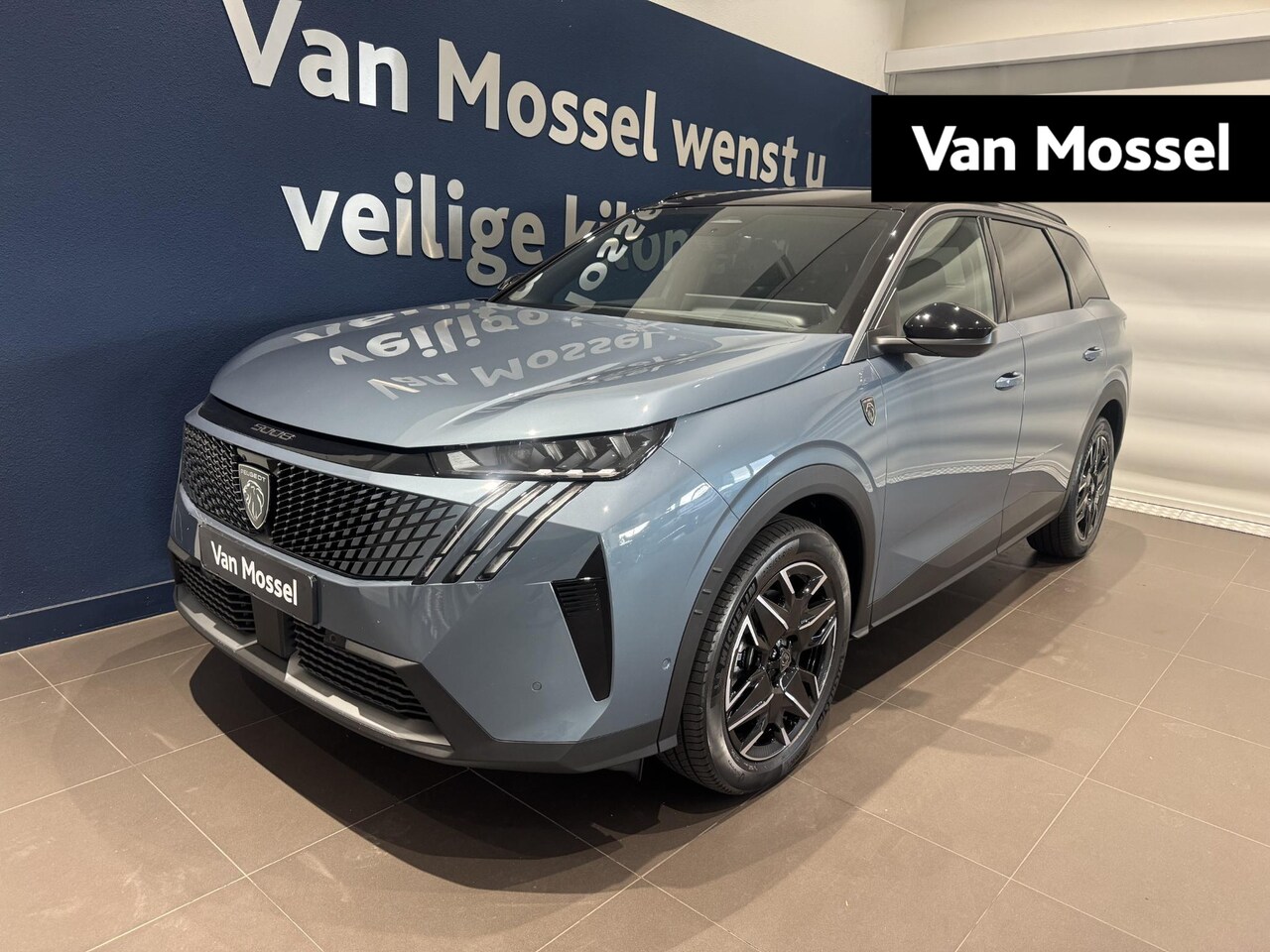 Peugeot 5008 - 1.2 Hybrid 145 GT e-DCS6 - AutoWereld.nl