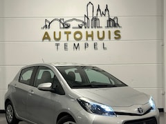 Toyota Yaris - 1.5 Full Hybrid Aspiration Airco Automaat Climate Camera 5Deurs Isofix Nwe Apk