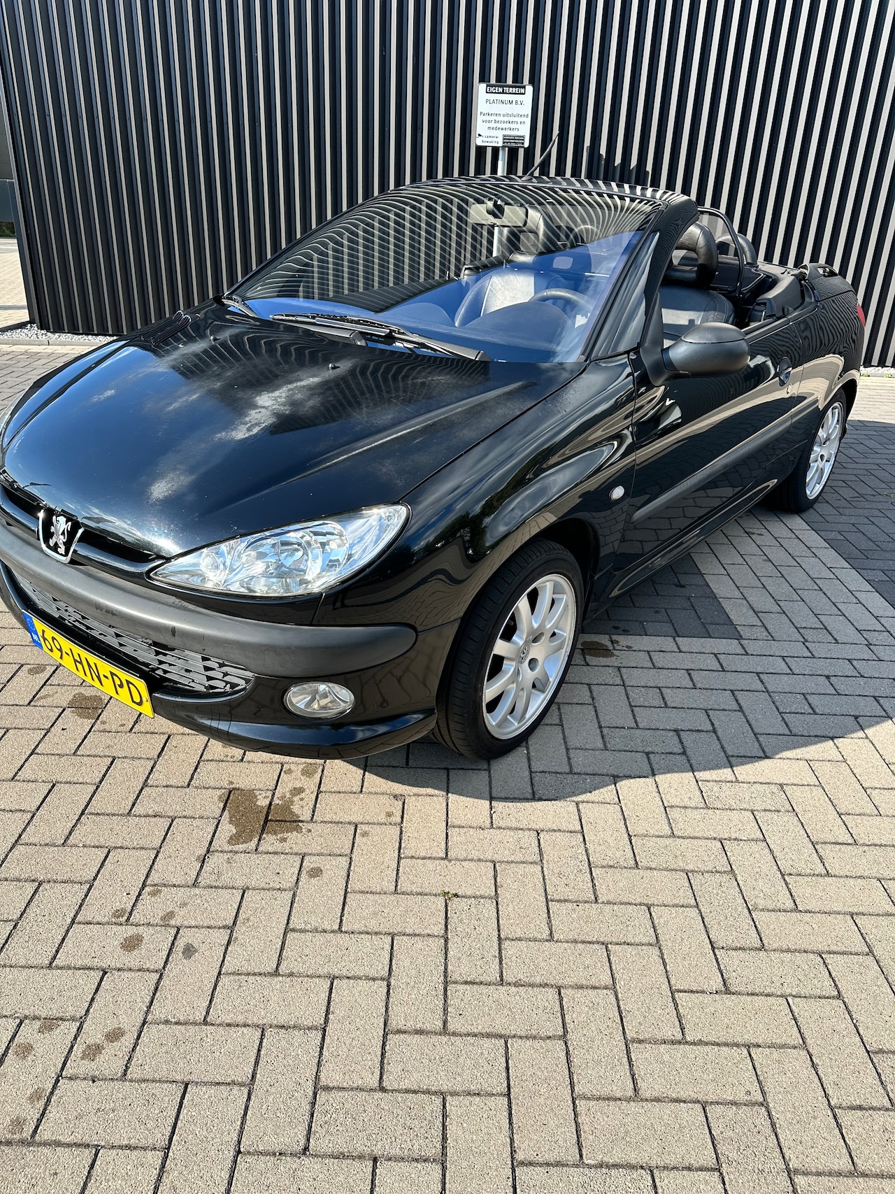 Peugeot 206 CC - 2.0-16V Tik in de motor - AutoWereld.nl