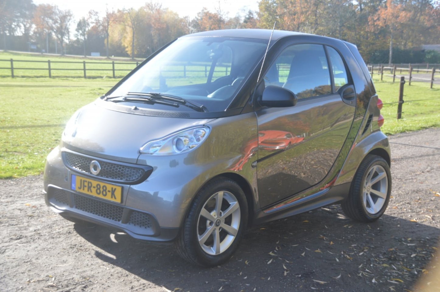 Smart Fortwo coupé - 1.0 mhd Base 2013 Bruin/Zwart Airco - AutoWereld.nl