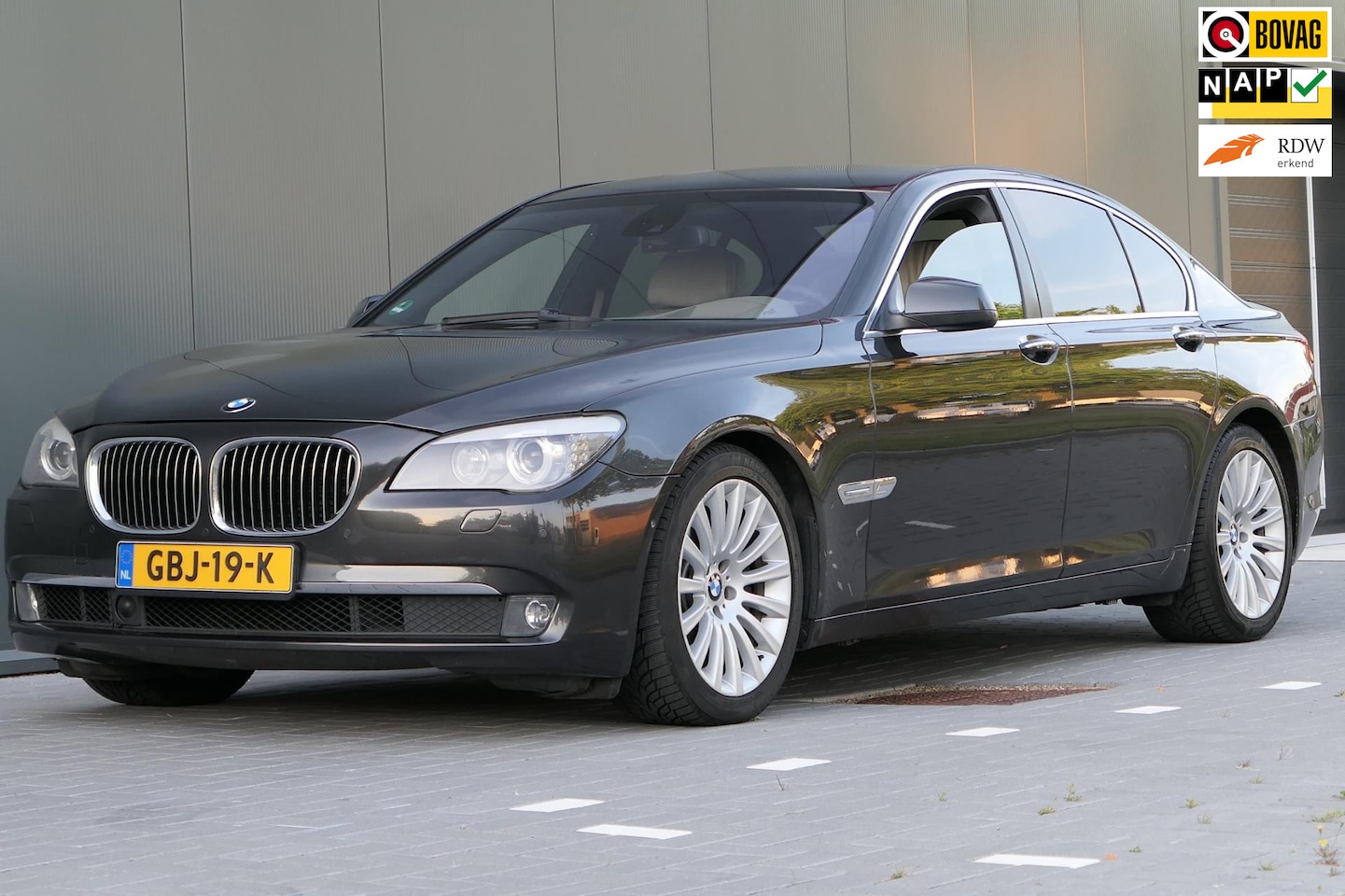 BMW 7-serie - 750i HUD Navi Leder V8 408pk Lane Assist Youngtimer - AutoWereld.nl