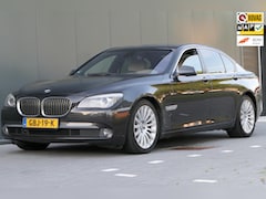 BMW 7-serie - 750i HUD Navi Leder V8 408pk Lane Assist Youngtimer
