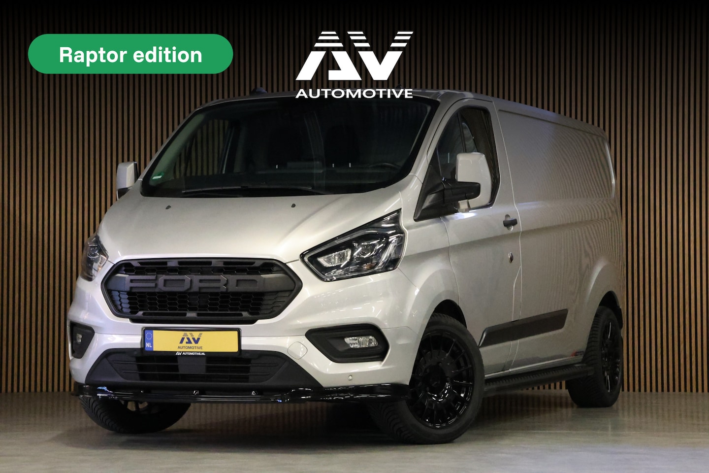 Ford Transit Custom - 320 2.0 TDCI 170 PK L2H1 Raptor Edition | Bi-Xenon | CarPlay | ACC | Navigatie | Camera | - AutoWereld.nl