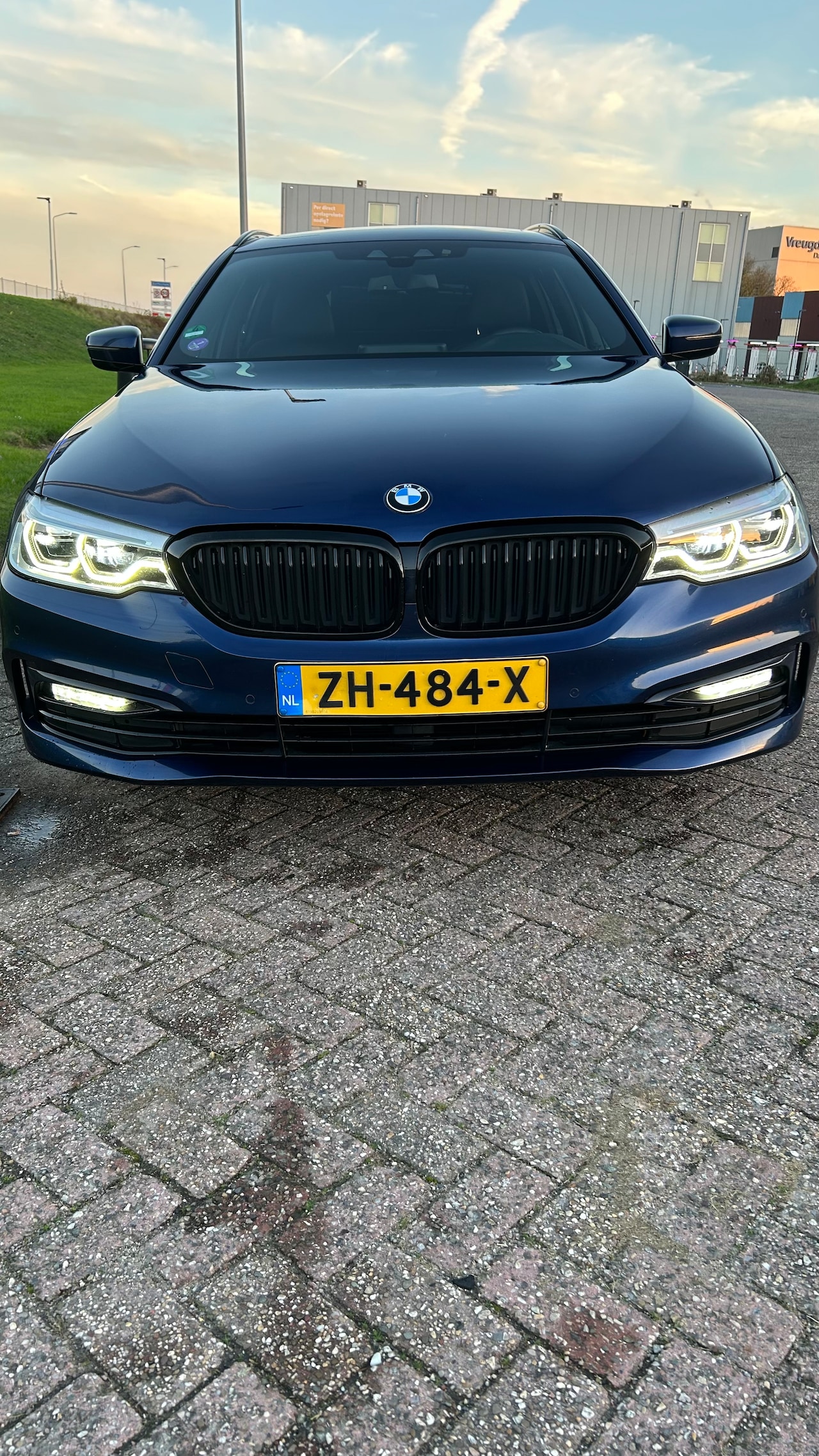 BMW 5-serie Touring - 520i Corporate Lease High Executive - AutoWereld.nl
