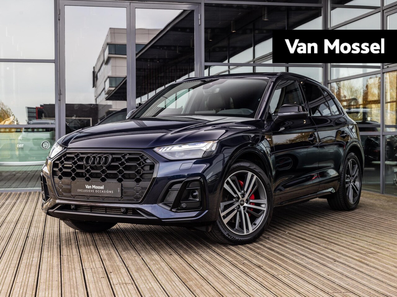 Audi Q5 - 55 TFSI e S edition Competition | LUCHTVERING | PANORAMA/SCHUIF-KANTELDAK | MATRIX | STOEL - AutoWereld.nl