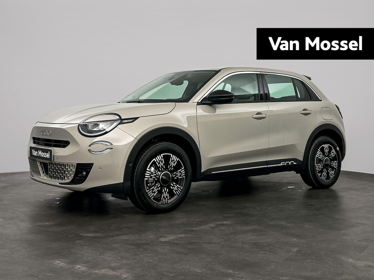 Fiat 600e - Urban 54 kWh | Voorraadmodel | Snel Rijden Mogelijk | FULL OPTION | 7,4 KwH Laden | TOT 8 - AutoWereld.nl