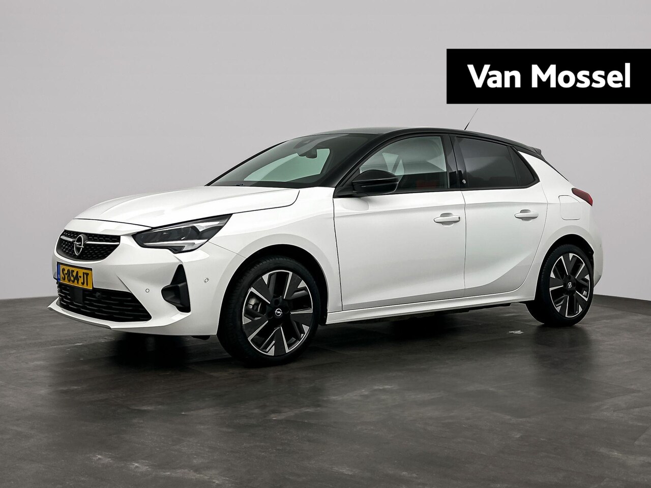 Opel Corsa-e - GS Line 50 kWh | NAV | Carplay | CAM | PDC | LMV | ECC | - AutoWereld.nl