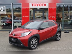 Toyota Aygo X - ENVY 5-DEURS CLIMA KEYLESS PARK-SENSOREN PRIVACY-GLASS 17"LMV CAMERA APPLE/ANDROID