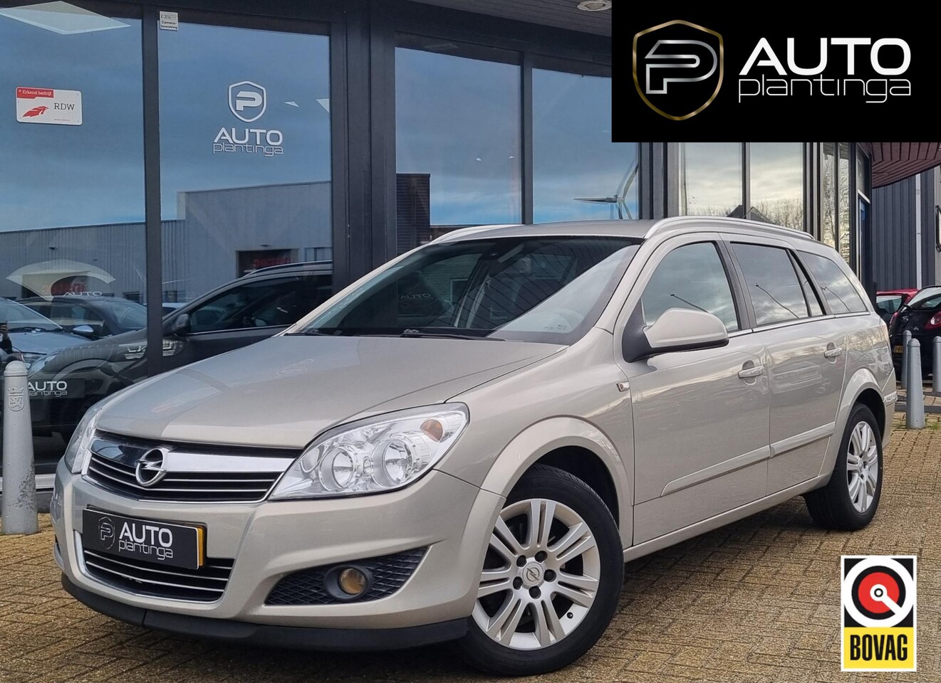 Opel Astra Wagon - 1.6 111 years Edition 116PK | Trekhaak | Airco | Cruise Control | Lichtmetalen Velgen | 2 - AutoWereld.nl