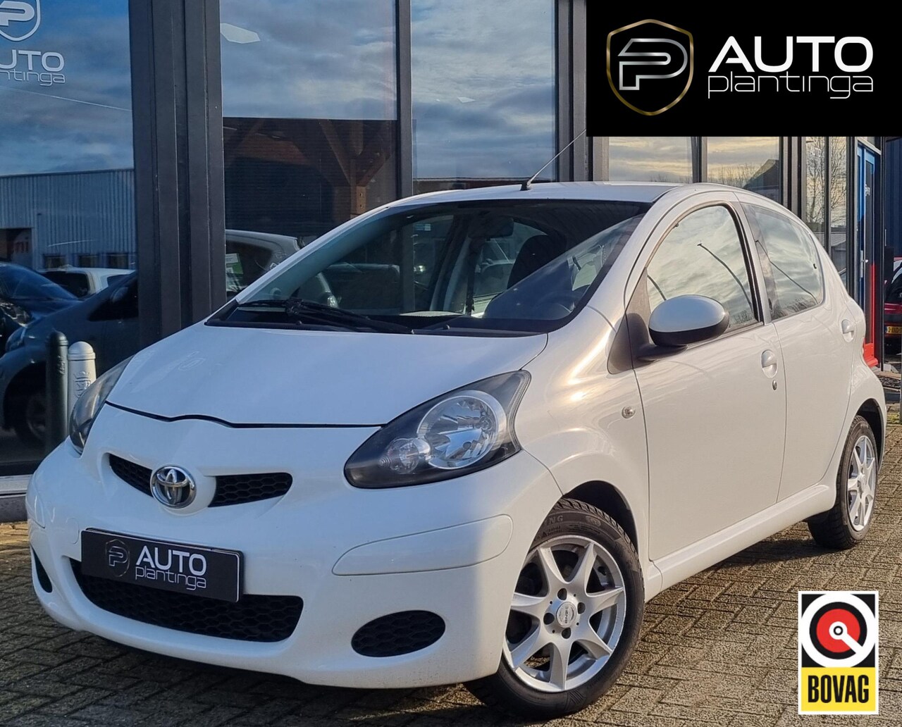 Toyota Aygo - 1.0-12V Comfort Navigator NL AUTO | Zeer Nette Staat! | Dealeronderhouden | Navigatie | Ai - AutoWereld.nl