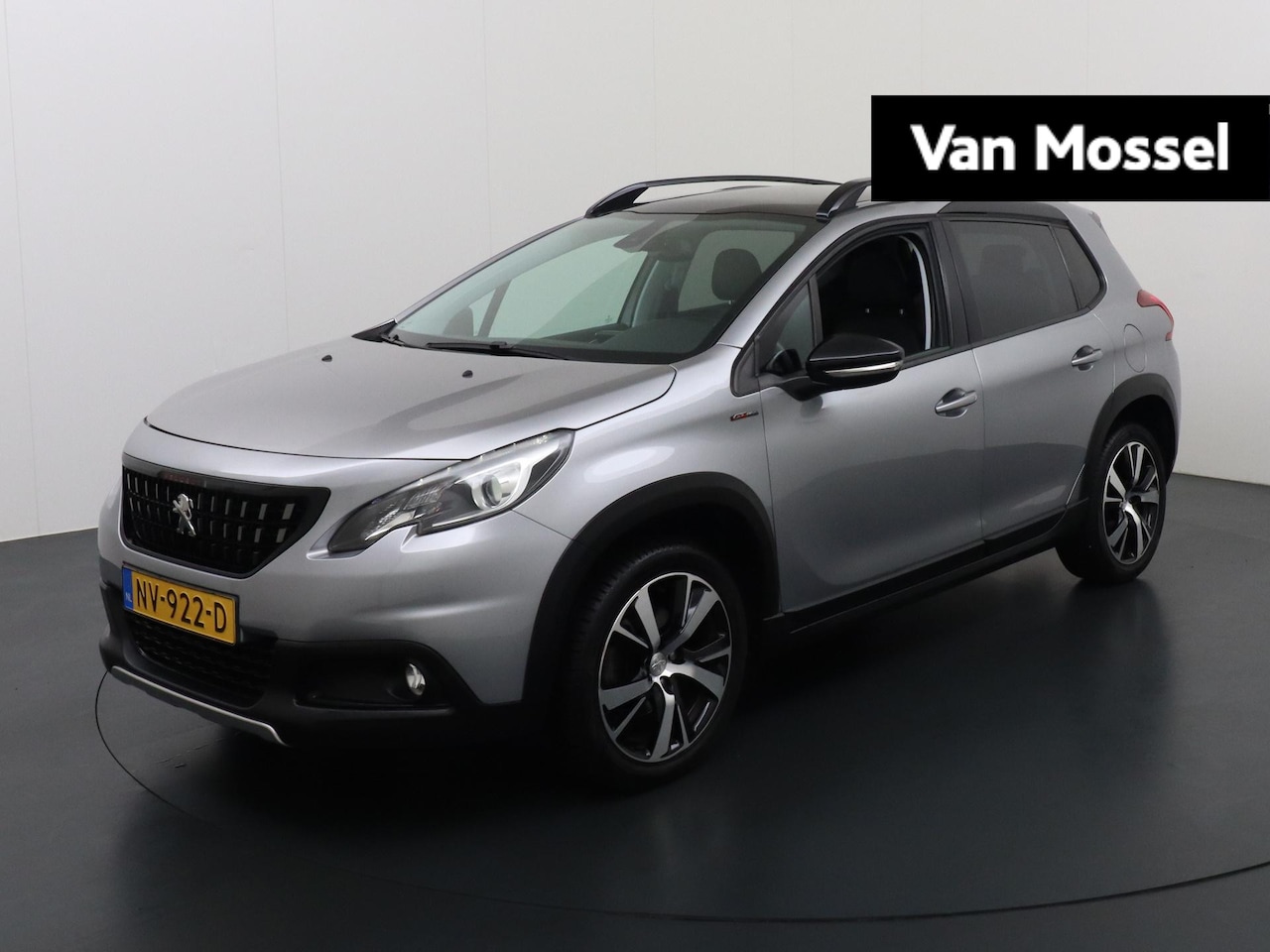Peugeot 2008 - 1.2 PureTech GT-line | Navigatie | Climate control | Panoramdak | Trekhaak - AutoWereld.nl