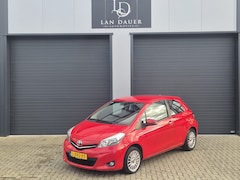 Toyota Yaris - 1.0 VVT-i Comfort / Airco / Netjes / Navi