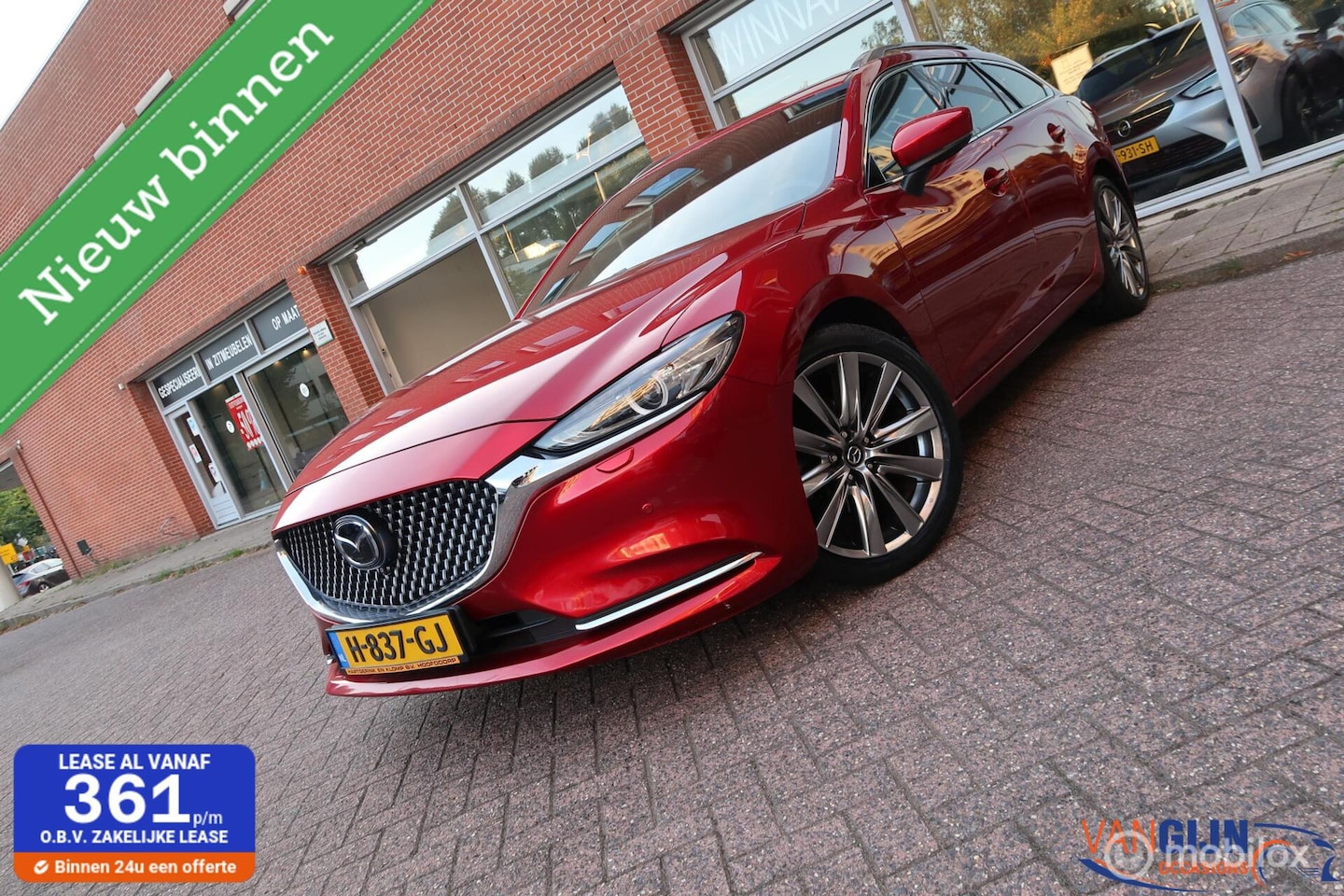 Mazda 6 Sportbreak - 2.5 SkyActiv-G 194 Signature Pano CarPlay - AutoWereld.nl