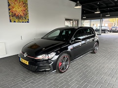 Volkswagen Golf - 2.0 TSI GTI Performance / Standkachel / DYNAUDIO / Carplay