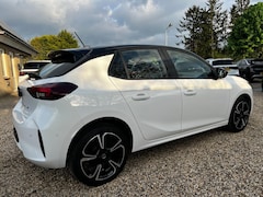 Opel Corsa - 1.2 Turbo GS Navigatie & Winterpakket & Camera