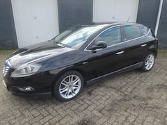 Lancia Delta - 1.4 M.air Gold 140 pk, lekker complete en exclusieve auto.